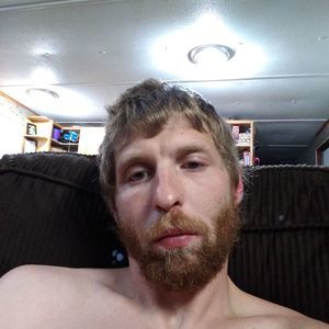 Meet your Posher, Derrick